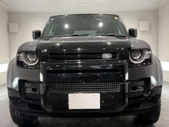 2022 LAND ROVER DEFENDER 110X D300 image 5