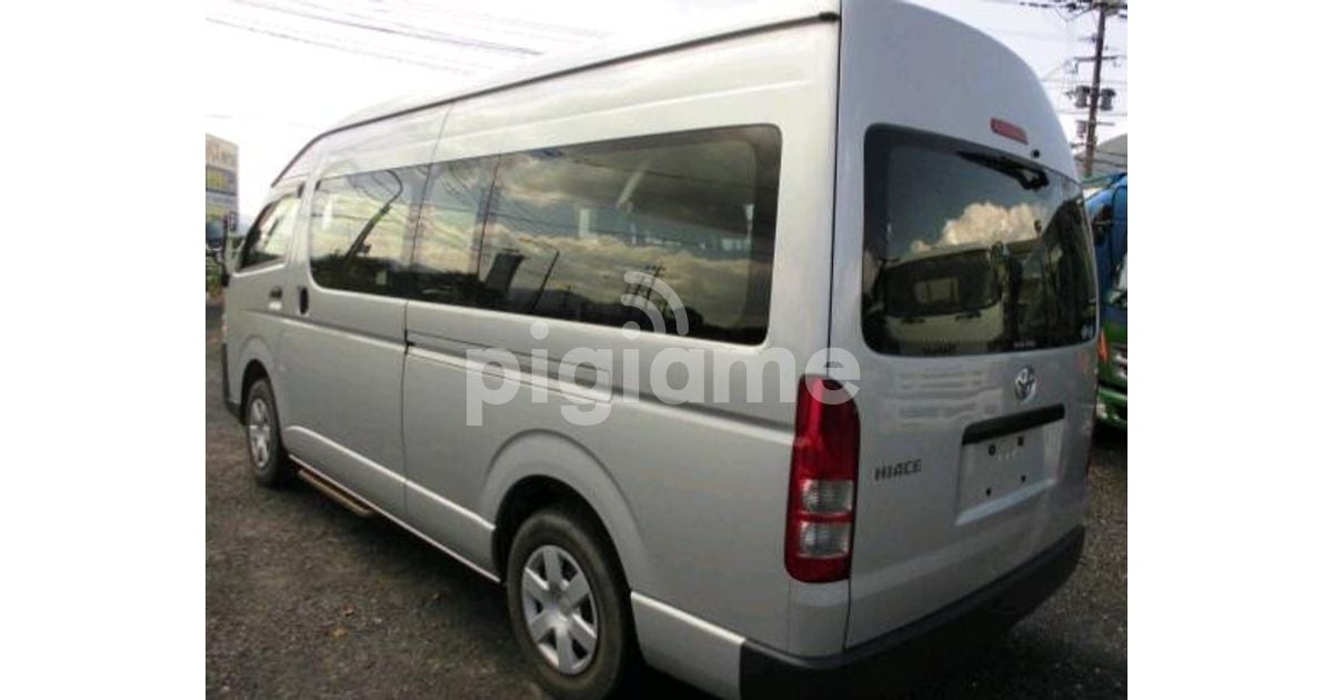 Toyota hiace 18 seater price sales