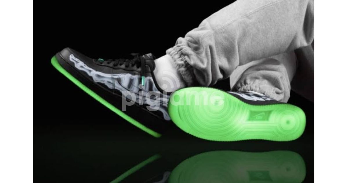 Nike Air Force 1 Low Black Green Skeleton Halloween Sneakers in
