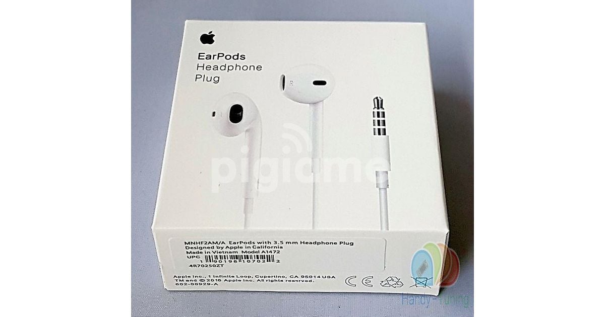 Apple Earpods With 3.5Mm Headphone Plug in Nairobi CBD PigiaMe