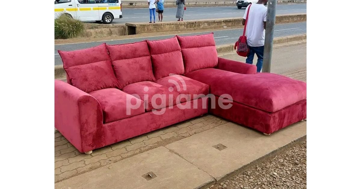 LShape Sofa..... in Kahawa Sukari, Engen PigiaMe