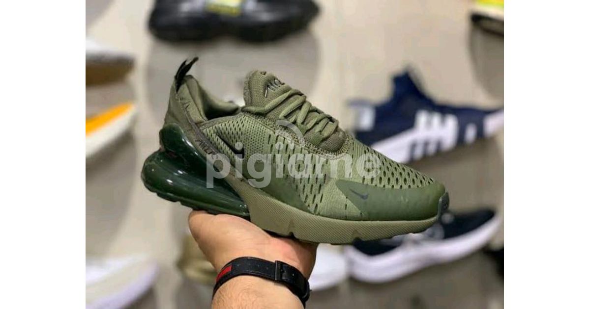 Hunter green store air max 270