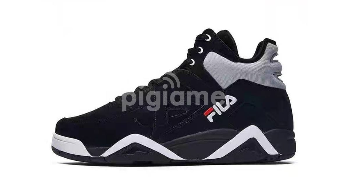 Fila cage sneakers hotsell