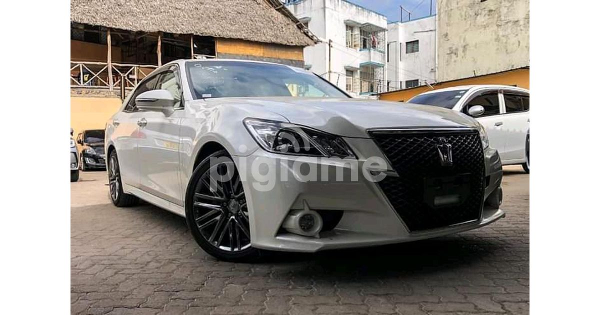 Toyota Crown 2015 Model With Sunroof. in Mombasa PigiaMe