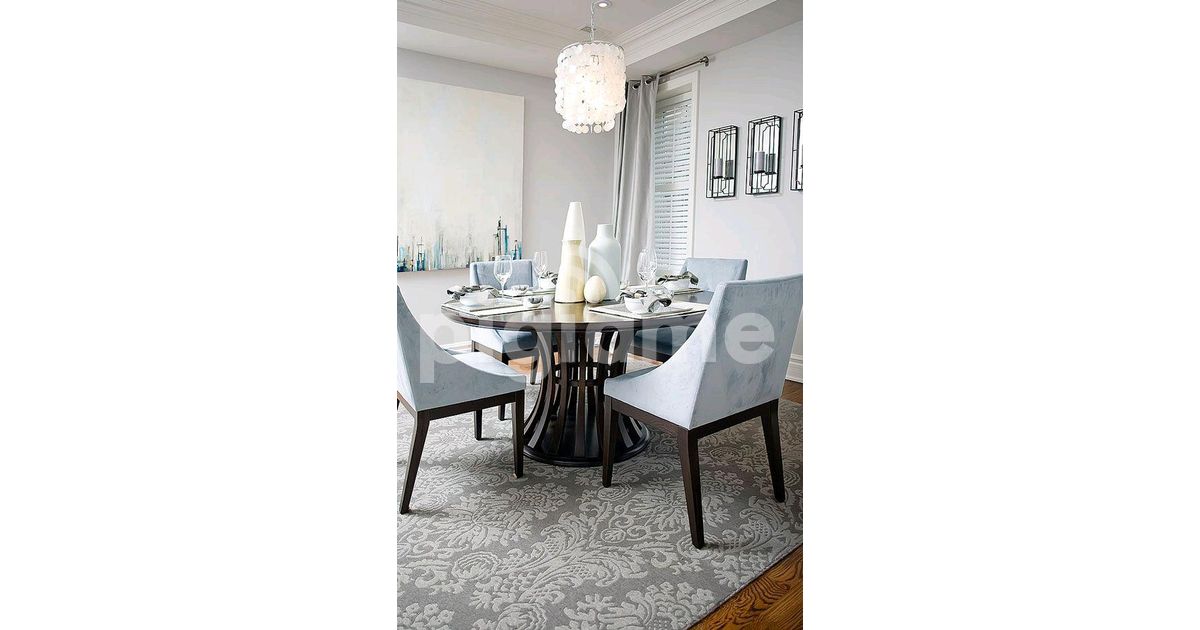 Four Seater Dining Table Set For Sale In Nairobi Kenya/Modern Furniture
