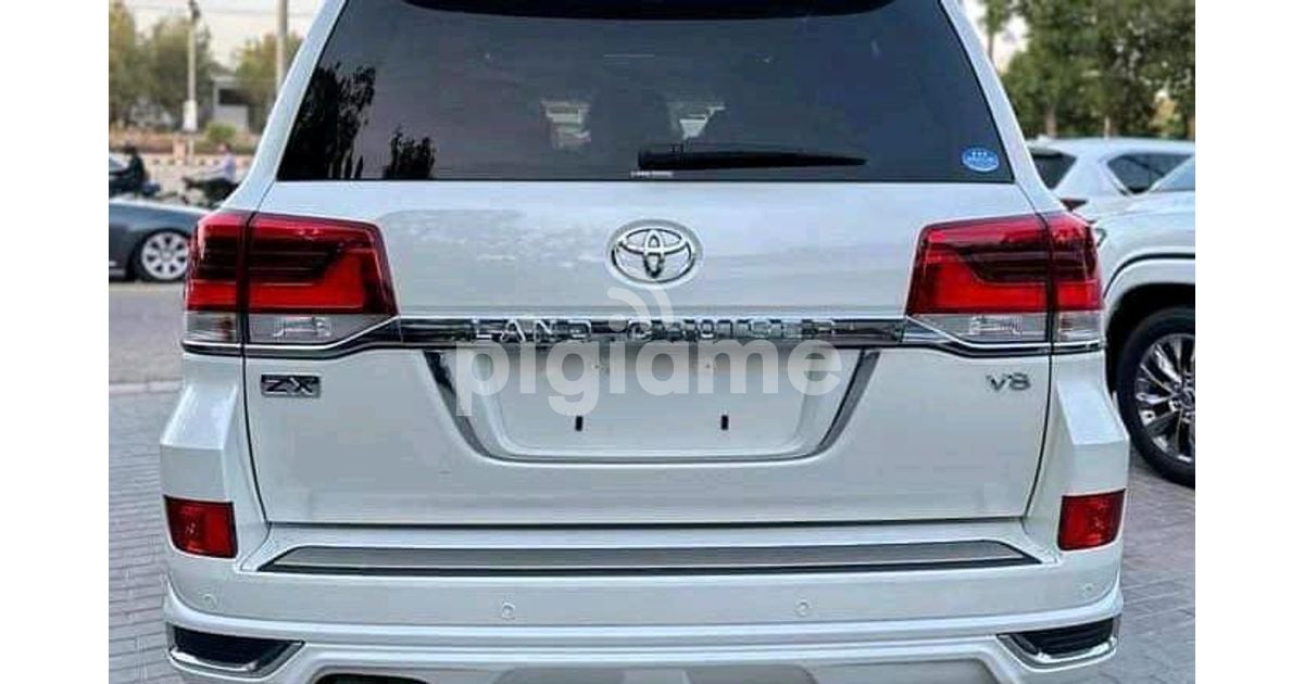 Toyota Land Cruiser Prado V8 2016 Model. in Mombasa | PigiaMe