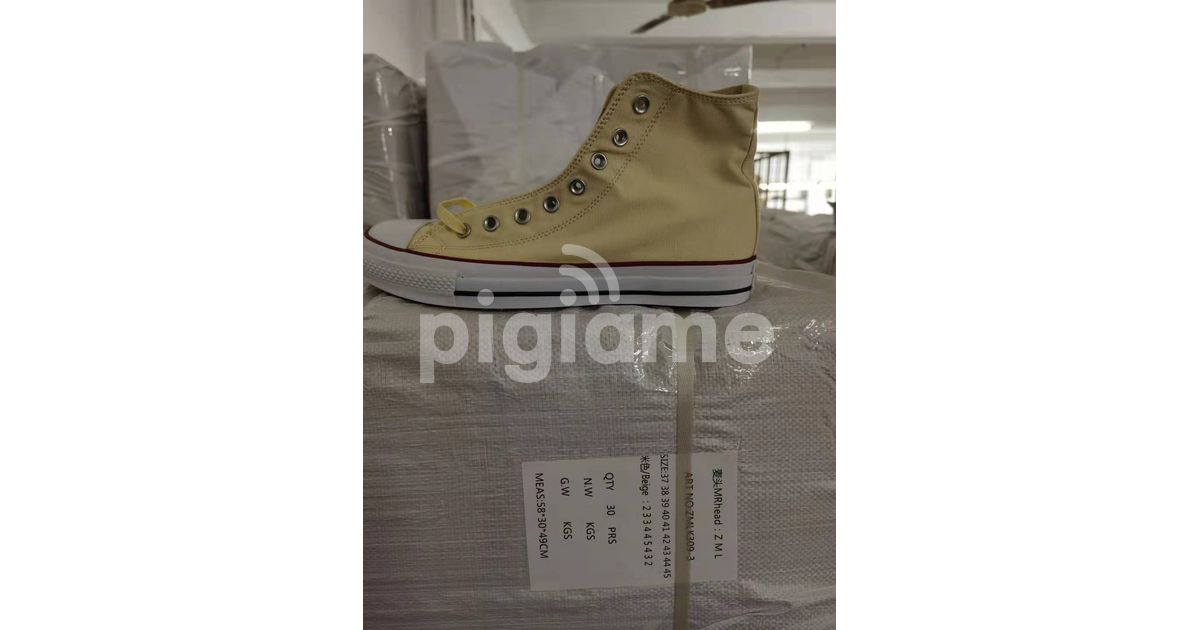 Converse Chunk Double Sole High Cut Biege in Nairobi CBD PigiaMe