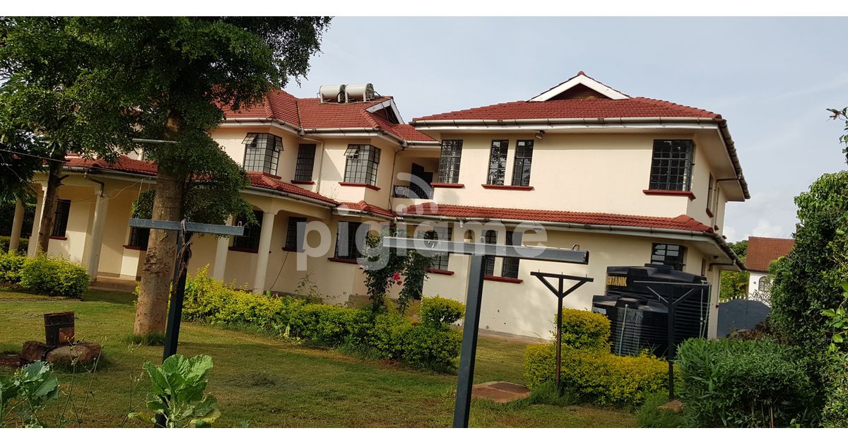 5 Bed House With En Suite At Runda Evergreen in Runda | PigiaMe