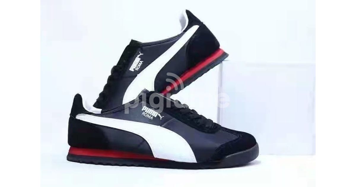 Black White Red PUMA Roma Sneaker