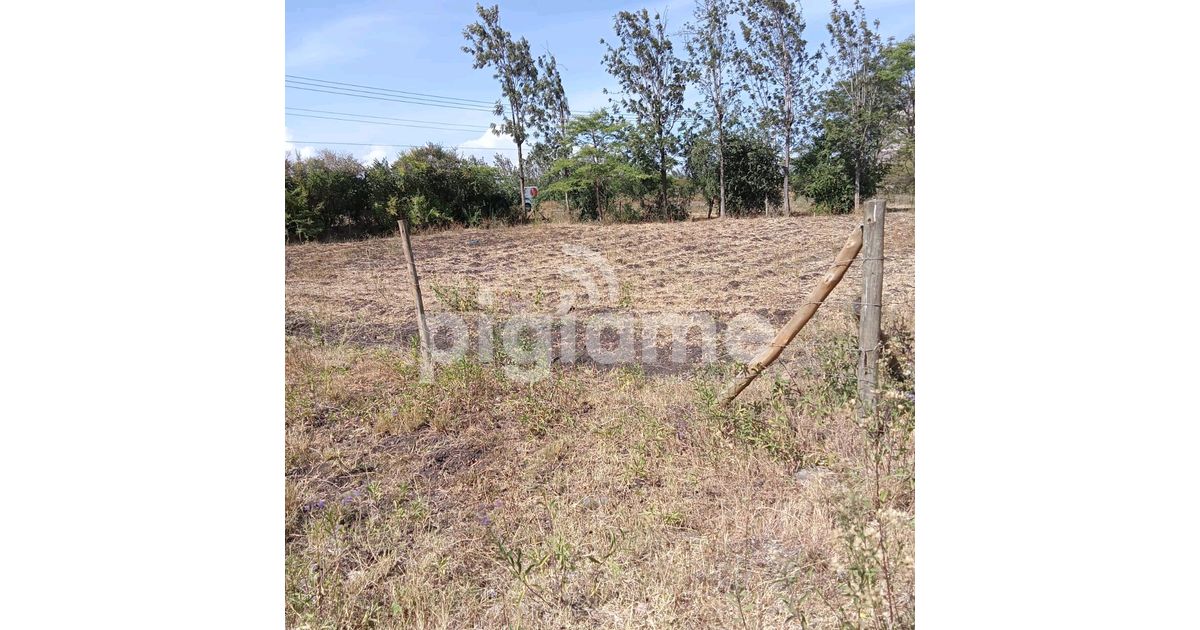 Quarter Acre Land For Sale At Kenol Touching Highway. in Murang'a PigiaMe