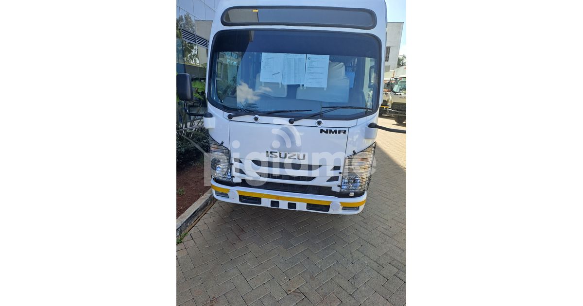 Brand New Isuzu Nmr 26 Seater Schoolstaff Bus In Nairobi Pigiame