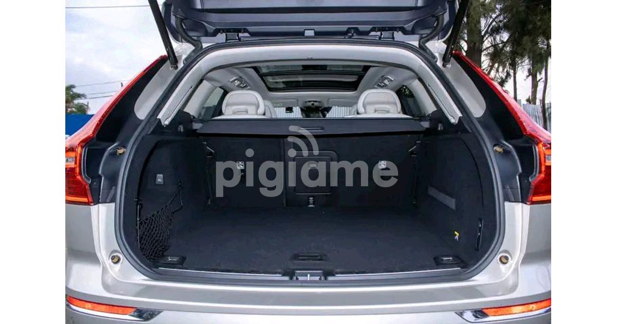 2017 Volvo Xc60 Sunroof in Nairobi PigiaMe