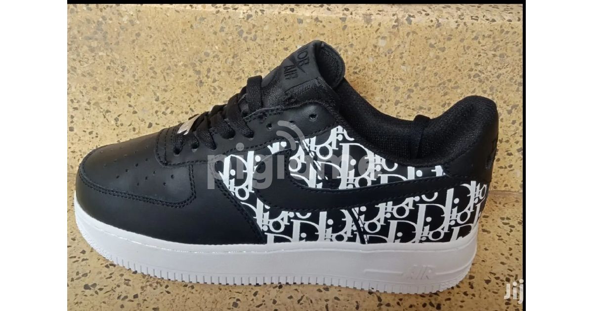 Black and White Louis Vuitton X Nike Air Force1 Low in Nairobi Central -  Shoes, Toppline Kenya