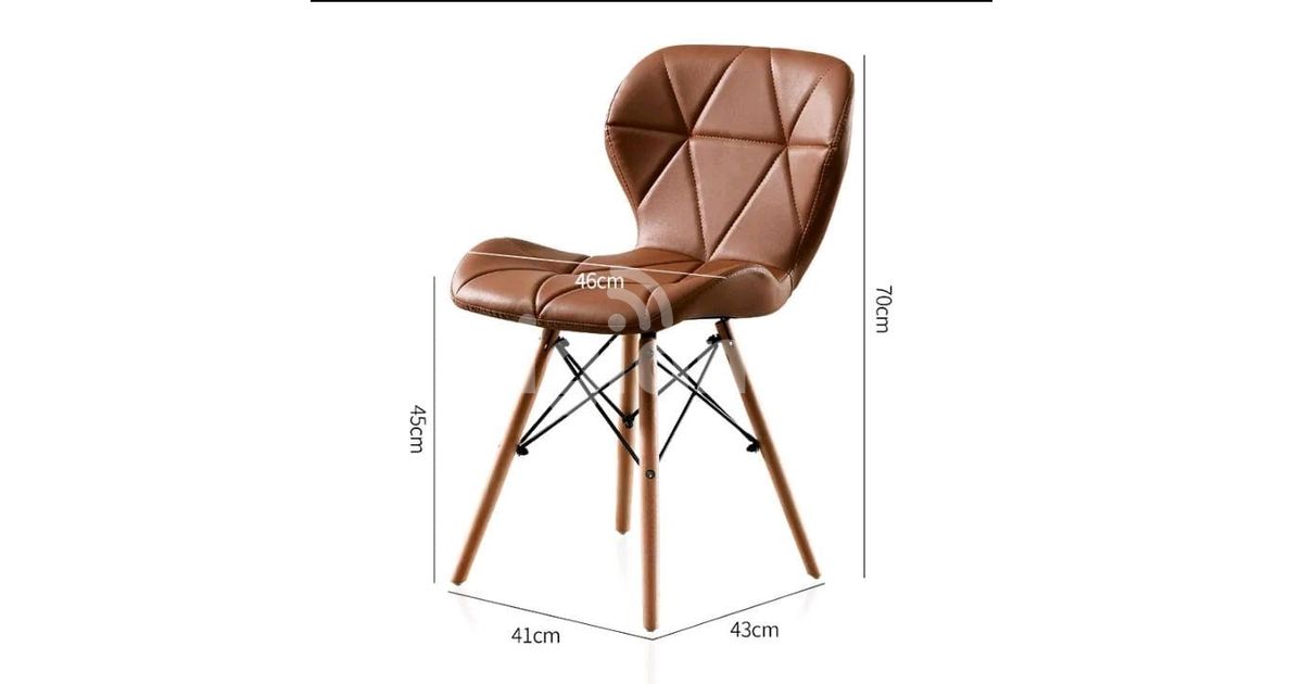 Cassa top eames chair
