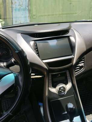 Hyundai Elantra 2012 image 2