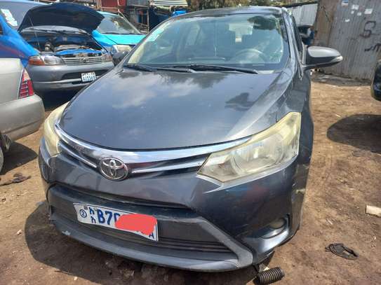 Toyota Yaris Sedan {2015 Real} image 1