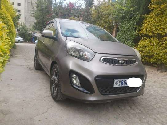 Kia Picanto 2013 Neat and Clean Car image 1