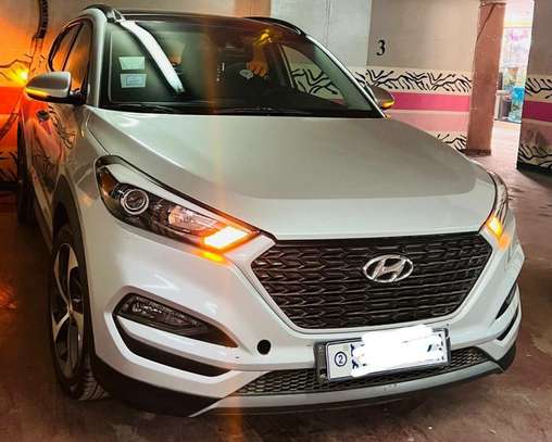 2018 Hyundai Tucson Limited image 2