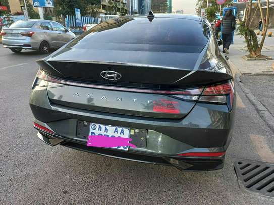 { FullOption } Hyundai Avante 2021 image 3