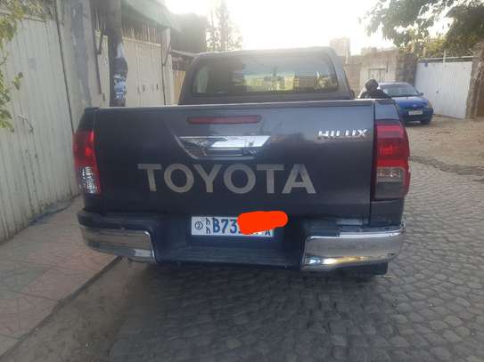 Toyota Hilux Rivo Automatic { 2019 } image 3