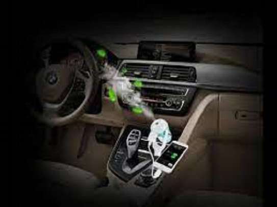 Car Humidifier With USB Charger Port image 2