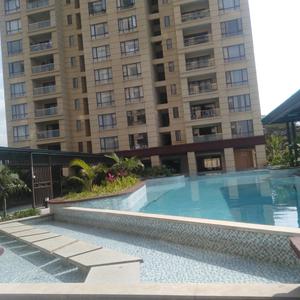 Experience modern living in this elegant 1-bedroom apartment located in the sought-after Alba Gardens development. Designed for comfort and convenience, the apartment offers a bright and airy layout, quality finishes, and access to premium lifestyle amenities within a secure gated community.

The apartment features a spacious living and dining area with large windows that allow plenty of natural light, a modern fitted kitchen with ample storage, and a generously sized bedroom with built-in wardrobes. The bathroom is finished with contemporary fittings, creating a stylish and comfortable living space ideal for professionals or couples.

Conveniently located close to shopping centres, restaurants, schools, hospitals, and major transport routes, this apartment offers an excellent balance of comfort, security, and accessibility.

Contact us today to arrange a viewing and make this beautiful apartment your next home.