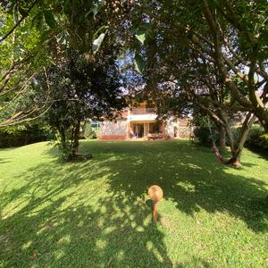 🏡 4 Bedroom All-Ensuite Townhouse + DSQ  - RUNDA

💰 Rent: KSh 300,000 per month

Located in an exclusive gated community of only 5 homes.

✨ Features:
• 4 all-ensuite bedrooms
• Spacious lounge with fireplace
• Family/TV room
• Private garden
• DSQ
• Guest cloakroom
• Ample parking
• 24-hour security

📱 For viewing, call or WhatsApp: +254 786 874 486 or +254 735 061 491