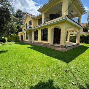 Step into a new standard of urban luxury where modern design meets everydays comfort in one of Nairobi’s most sought after neighbourhoods. Exclusively ultra modern spacious 4bedrooms plus Dsq master en-suite townhouse available for rent in the leafy secure suburb of Lavington close to Lavington Mall offering contemporary comfort and generous spaces ideal for modern family living.
Key Features
- Bright and expansive living room with a fireplace 
- Separate dining room
- Modern spacious kitchen with pantry 
- Dedicated laundry area
- Solar water heating
- Mature flat garden 
- Borehole and City council water supply
- Ample parking
- Secure and professionally managed compound 
- CCTV and 24/7 manned security
- Easy access to Express Way 
- UN approved zone