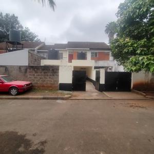 🏡 Newly Renovated 3 Bedroom Maisonette + SQ To Let – Lang'ata

Looking for a spacious and affordable family home in Lang'ata? This beautifully renovated 3-bedroom maisonette is now available for rent and ready for July occupation.

✨ Features: ✅ 3 Bedrooms
✅ SQ (Servant Quarter)
✅ Own Gate for Added Privacy
✅ Located in a Secure Gated Community
✅ 3 Bathrooms
✅ Reliable Water Supply (24/7)
✅ Spacious and Well-Maintained Interior
✅ Ample Security
✅ Ready for Immediate Viewing

💰 Rent: KSh 60,000 per Month