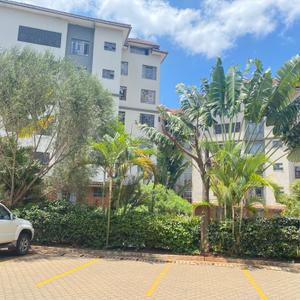 Westlands nice and quite 3bedrooms plus dsq homely apartment for rent
Features 
-Well lit living room with balcony 
-Modern fitted kitchen 
-Dining
-master en-suite 
-Good quality finishes
-garden 
-gym 
-Swimming pool
-Ample parking 
Rent 160k