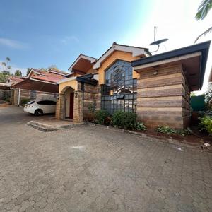Step into a new standard of urban luxury where modern design meets everydays comfort in one of Nairobi’s most sought after neighbourhoods. Exclusively ultra modern spacious 4bedrooms plus Dsq all en-suite townhouse available for rent in the leafy secure suburb of Lavington close to Makini School offering contemporary comfort and generous spaces ideal for modern family living.
Key Features
- Bright and expansive living room 
- Separate dining room
- Modern spacious kitchen with pantry 
- Dedicated laundry area
- Family/Tv room 
- Borehole and City council water supply
- Ample parking
- Secure and professionally managed compound 
- CCTV and 24/7 manned security