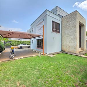 Discover elegance and comfort living in prime Lavington close to Valley Arcade shopping centre, Lavington Mall, Braeside School among other key establishments. Exclusively modern 4 bedroom townhouse offering premium amenities and generous spaces in a vibrant location. 
Key Features 
- Spacious bright lounge 
- Separate dining room 
- Spacious fitted kitchen 
- 4 bedrooms all en-suite 
- Family/Tv room 
-Private Garden 
- Domestic staff quarter 
- Ample water storage 
- Backup generator 
- Solar heater 
- Ample parking 
- Perimeter wall 
- 24hr security
Monthly rental charges 450,00 inclusive of s/charges.
