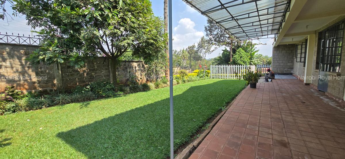 5 Bed House with En Suite at New Kitisuru - 2