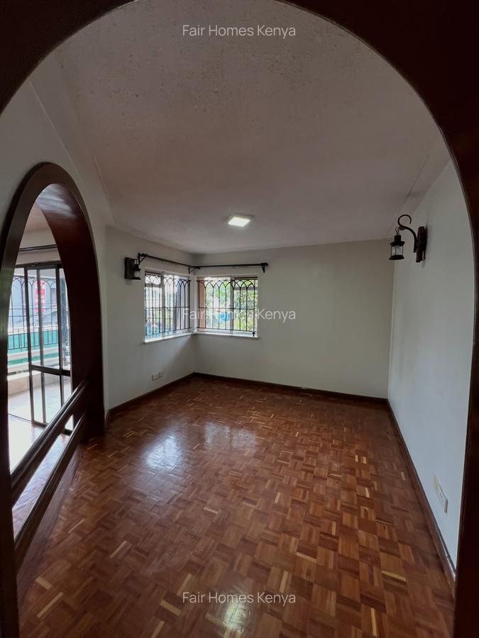 5 Bed Townhouse with En Suite at James Gichuru - 11