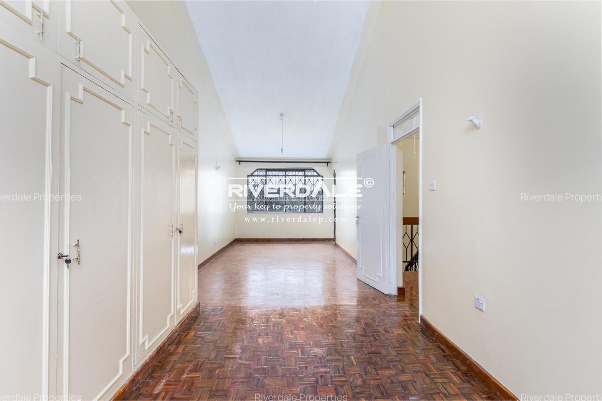 3 Bed Townhouse with En Suite in Parklands - 9