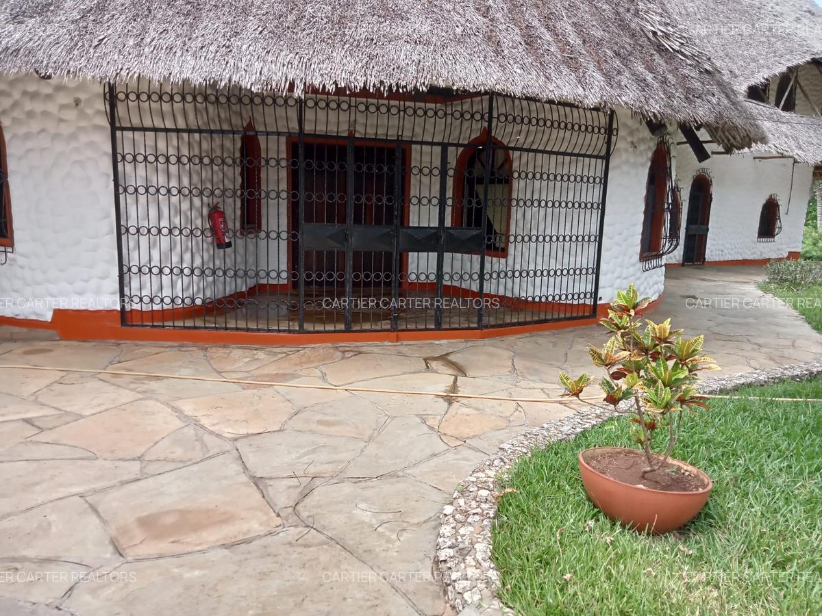 Land in Likoni - 8