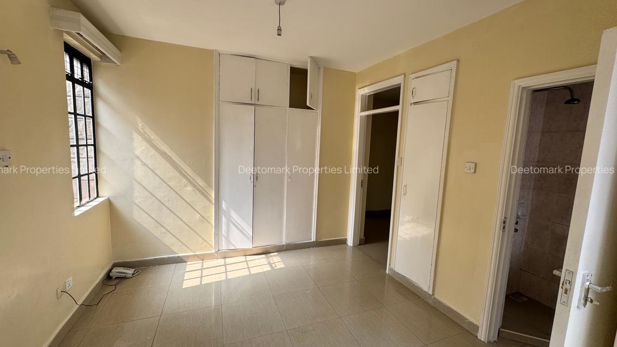 3 Bed Apartment with En Suite at Langata - 16