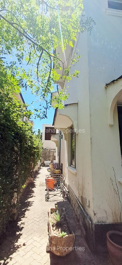 5 Bed House with En Suite at Nyali - 15