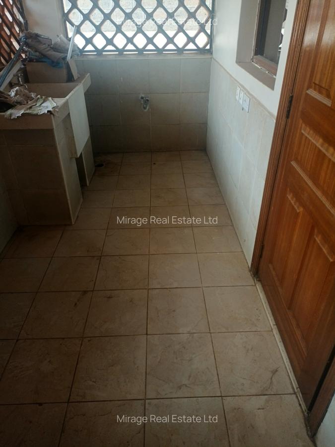 3 Bed Apartment with En Suite in Kilimani - 8