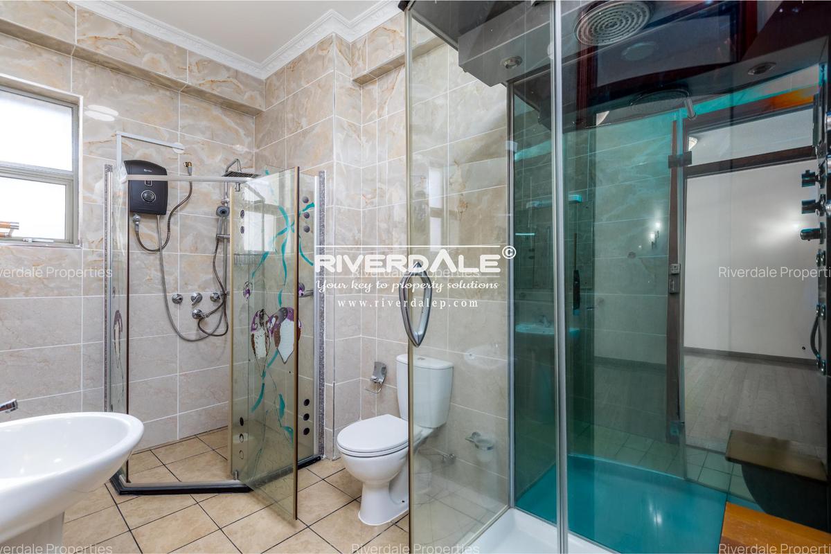 3 Bed Apartment with En Suite in Kilimani - 13
