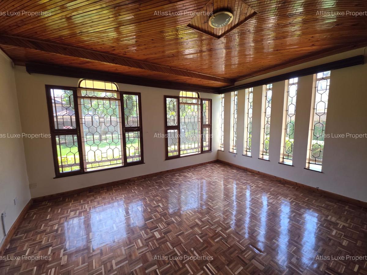 6 Bed House with En Suite at Old Runda - 6