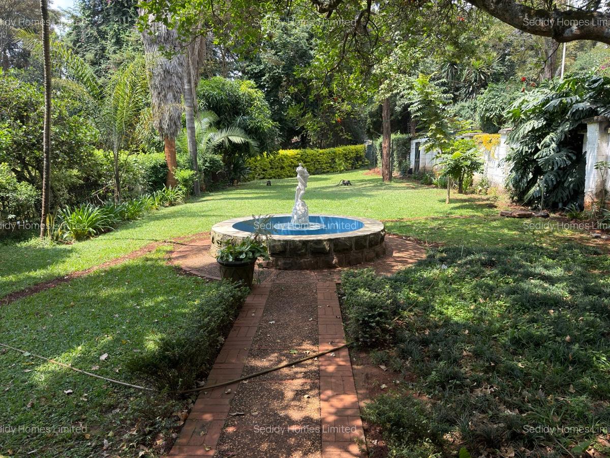 8 Bed House with En Suite in Muthaiga - 19