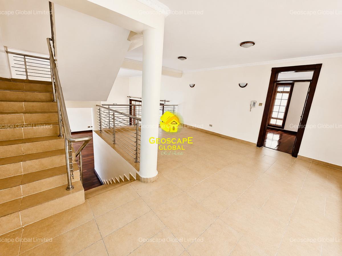 4 Bed House with En Suite in Kyuna - 2