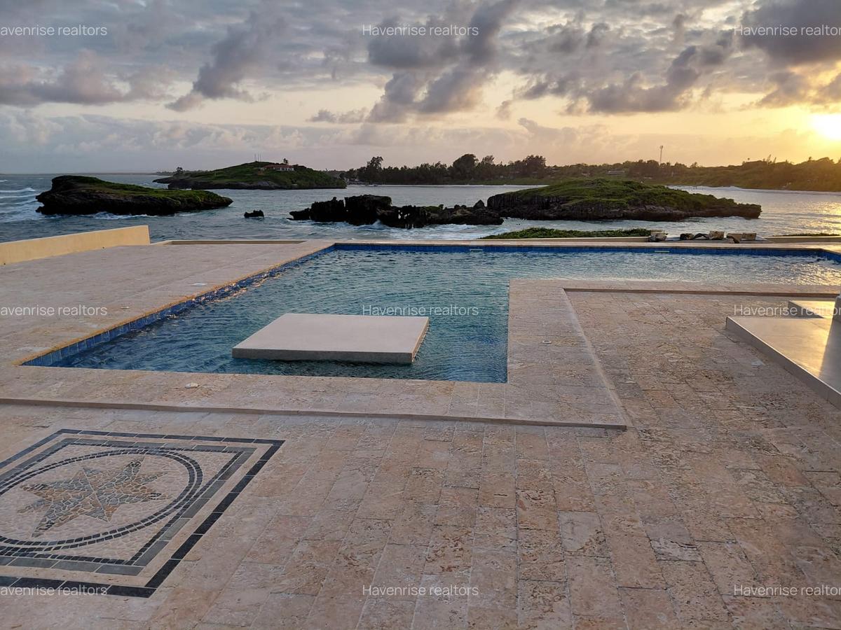 4 Bed House at Watamu - 20