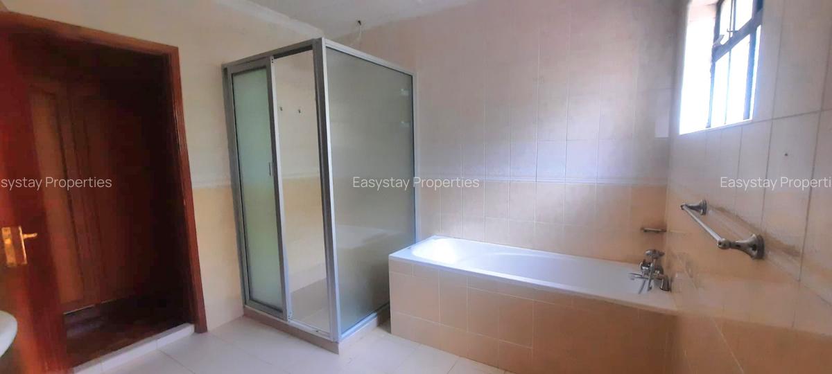 4 Bed Townhouse with En Suite in Lavington - 3
