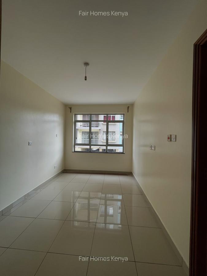 2 Bed Apartment with En Suite at Othaya Road - 4