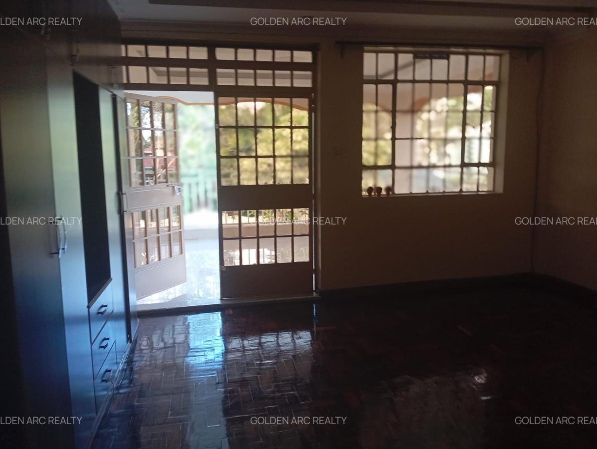 3 Bed Townhouse with En Suite in Karen - 16