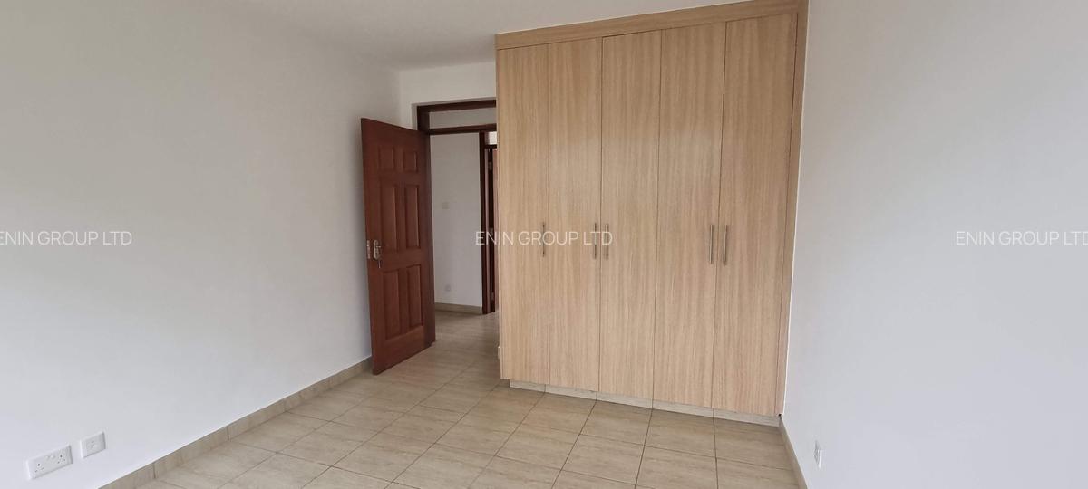 Serviced 3 Bed Apartment with En Suite at Valley Arcade - 10