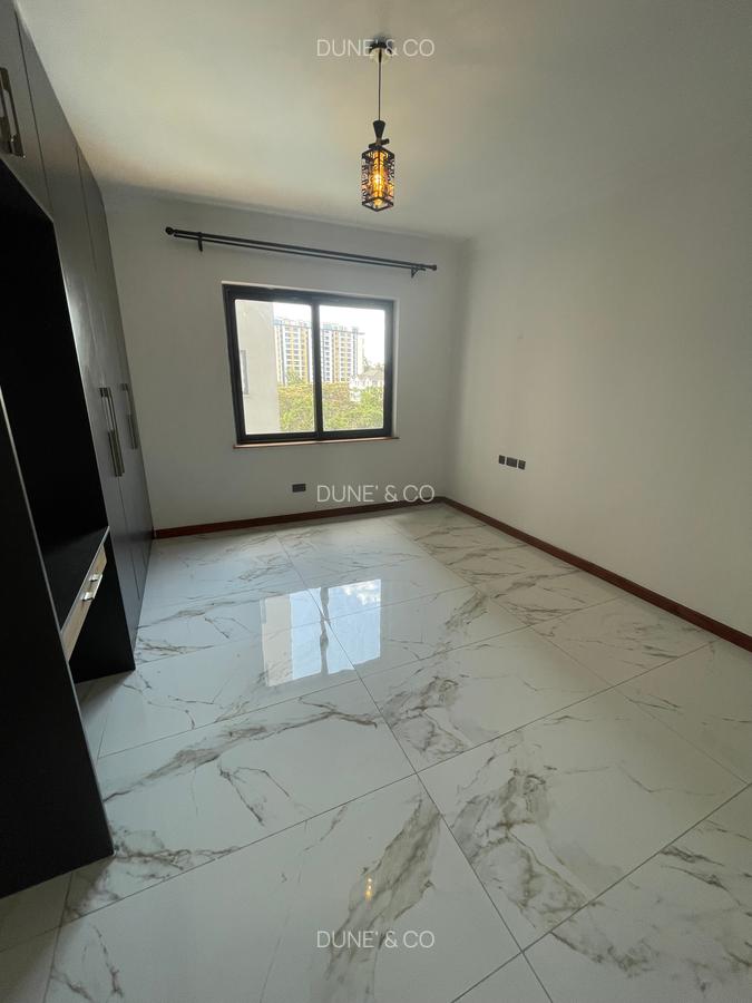 Serviced 3 Bed Apartment with En Suite in Kileleshwa - 16