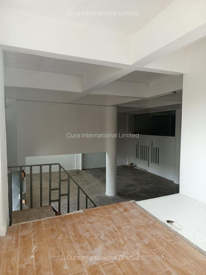 5,400 ft² Warehouse in Ruaraka - 5